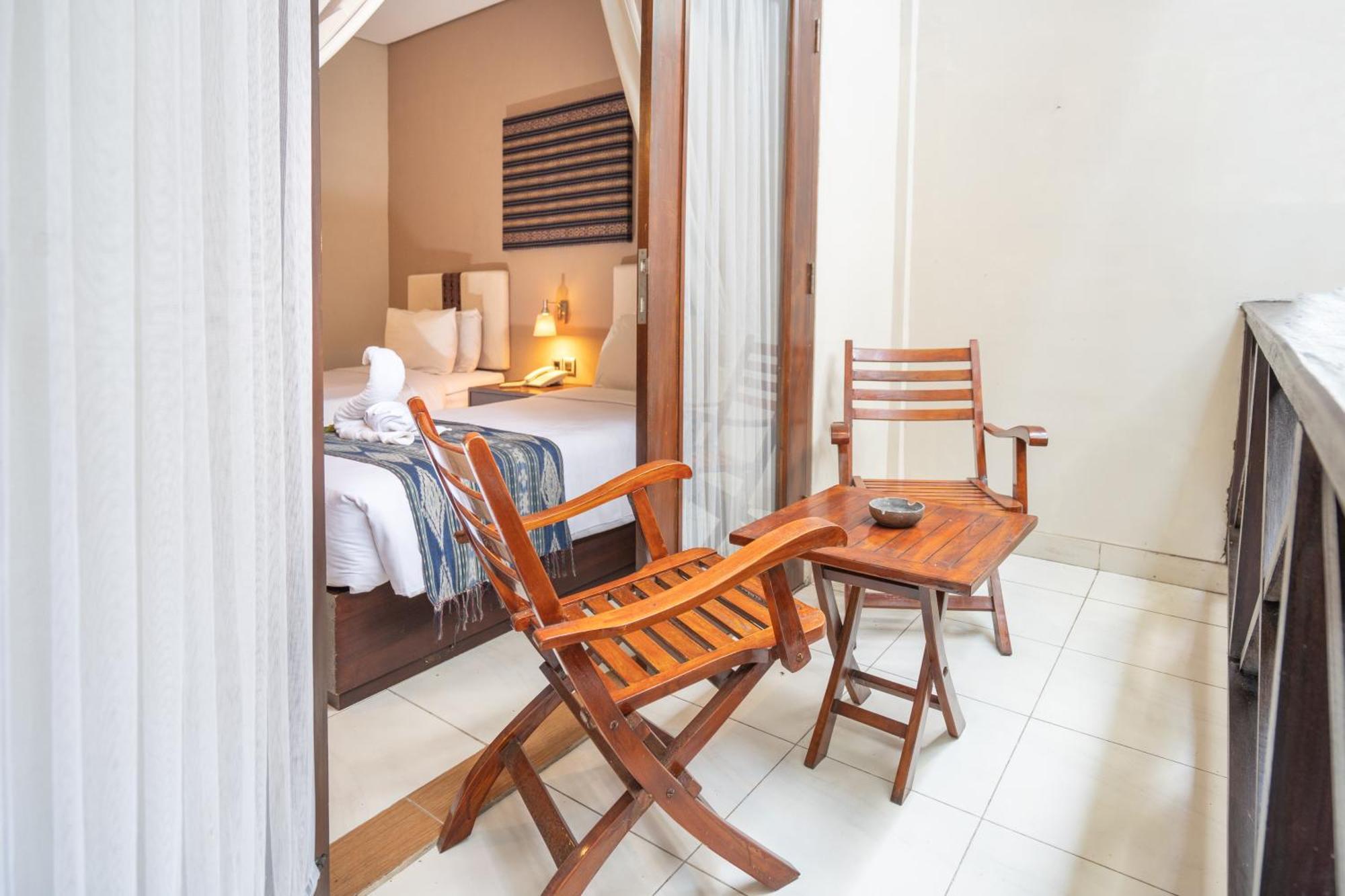 Samawa Transit Hotel Sumbawa Besar Exterior photo